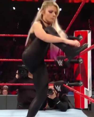 Alexa on Raw 4/19
