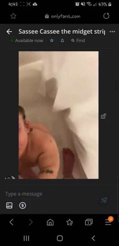 Sassee Cassee blowjob in the shower