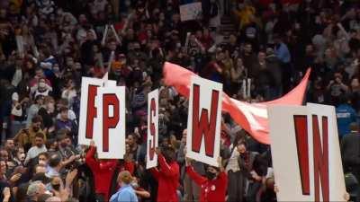 [Highlight] Gary Trent Jr. continues his defensive breakout with a huge clutch stop to win the game for the Raptors