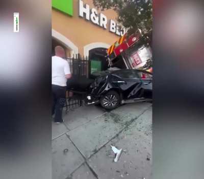 You can’t park there!