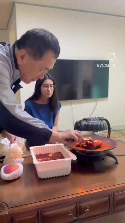 Teachers (professors) are unsung heroes