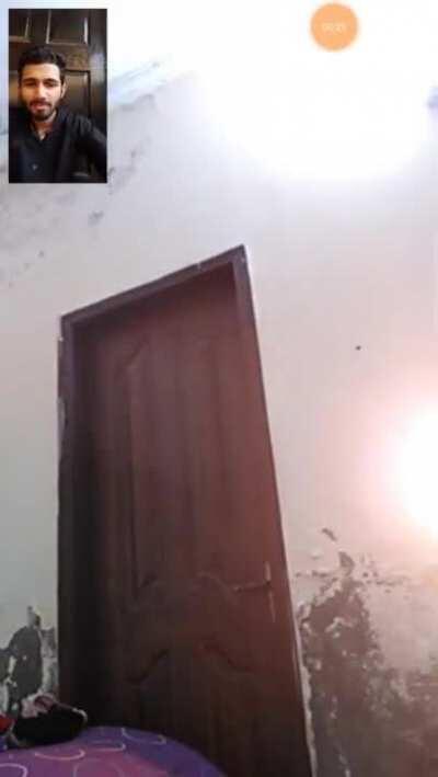 Damn hot babe on cam