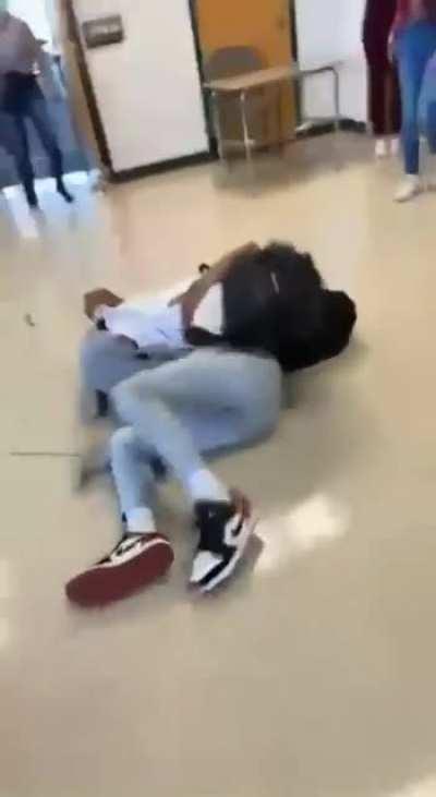 This was a fight at my school nigga a disgrace to the black communitysmh