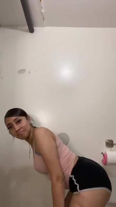 Jenny Twerk 4