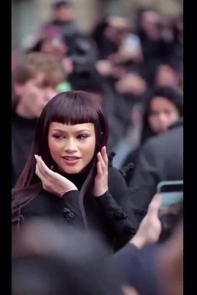 Face it, she’s gorgeous.