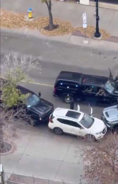 Edmonton Police tactical team raid on 104 Street and 104 Avenue