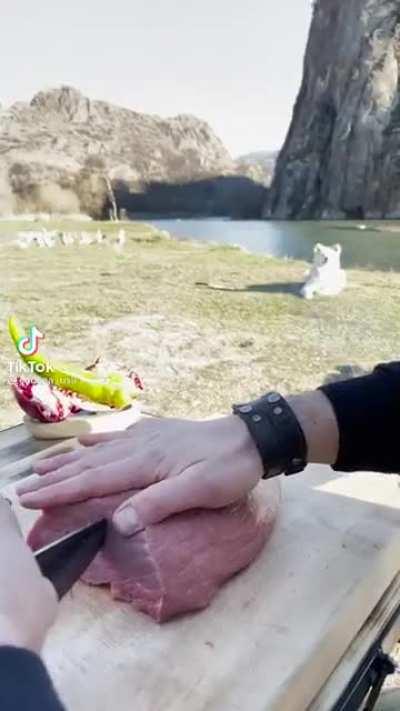 I want that to be me… I mean nice steak 👍