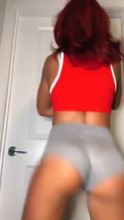 Do you like redheads? 😍😍