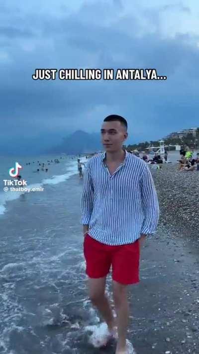 Chillin' at the beach with Gerald 🌊