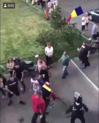 Cop gets drop kicked