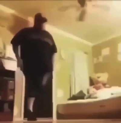 I know he’s enjoying his night 😈