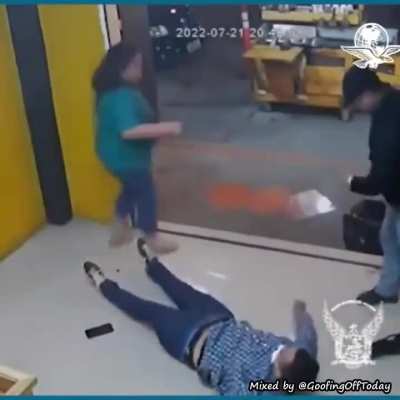 That guy has some really good reflexes, instincts annnnd lucky