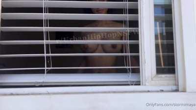 Neighbor spying 😈