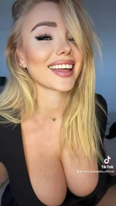 Is there any Jonny here?