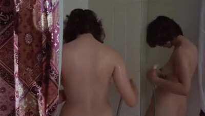 Lynne Frederick- Schizo (1976)