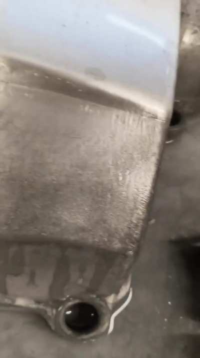 Damn they made bad cast on this valve cover