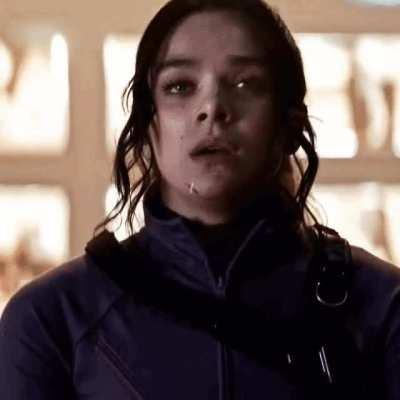 Hailee Steinfeld riding a fat cock