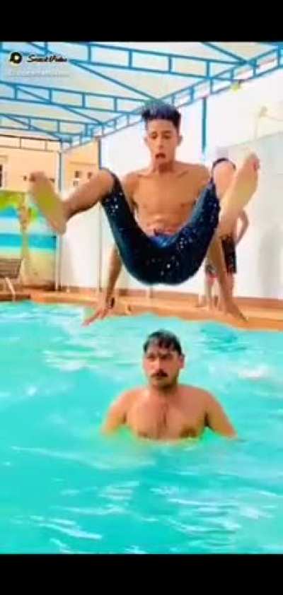 I need a chiropractor just watching this