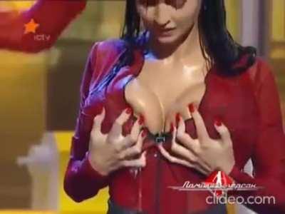 Car Washing Jiggle....