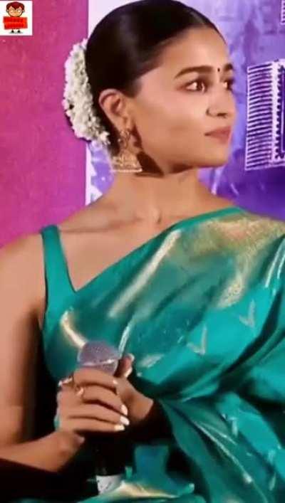 Alia Bhatt hàndjób 🍌✊💦 fap edit