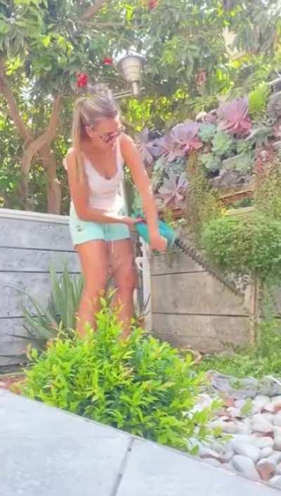 The Chainsaw-Women live action