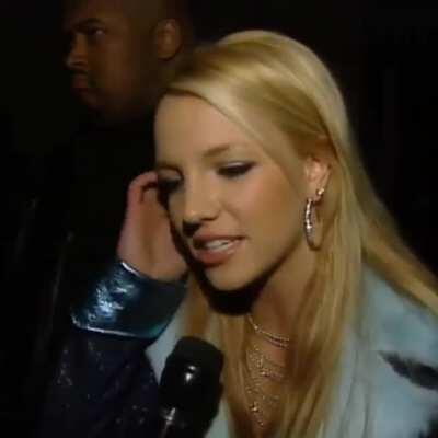 I miss the time when she was free and could be herself 🥺😞