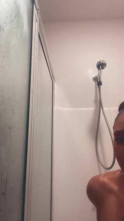 ɨɲ$ţąǥяąʍ ąƒţ€я ďąяЌ 2021-12-10 11_33