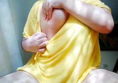 I haven't been getting a lot of love and I've been feeling pretty down lately, but I thought I'd post anyway :)