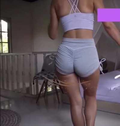 Slowed Down 🍑Walk Bye😍