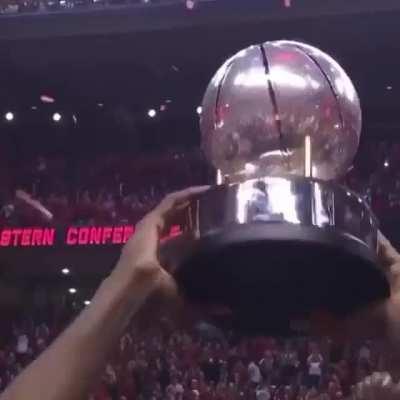 Greatest video I've ever seen... (from sidelinesources/ig)