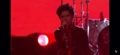 No trump no kkk no fascist USA!!