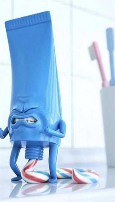 Shcitting toothpaste 😳😳😳