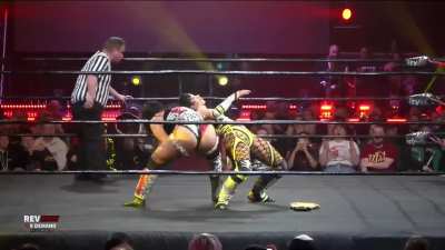 Mercedes Moné mulekicked by Alexxis Falcon (HD update)