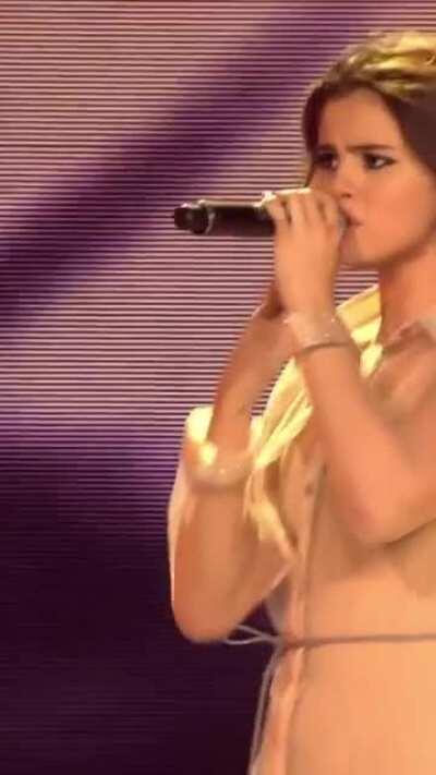 2016 Performing “Feel Me” at the Revival Tour