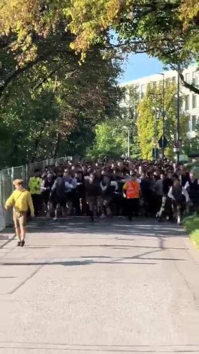 to open Oktoberfest in an orderly fashion