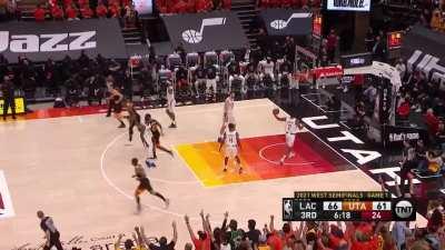 [Highlight] Mitchel and Kawhi trade 3s