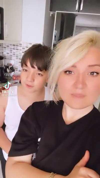 Puahahajjaa bu nee amkkkk