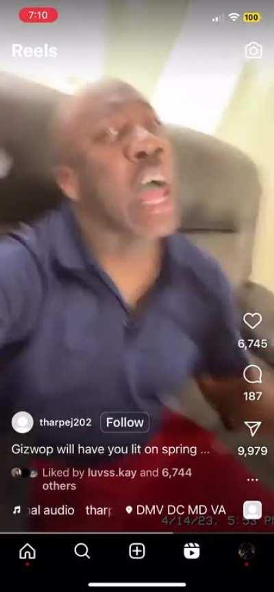 Ayeeeee bra who’s mans is dis😭😭😭😭🤣🤣old head bumpin giz