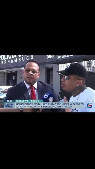 Entrevista media em Recife: