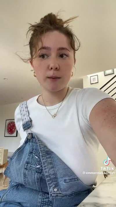 Love that big hanging titty 🔥❤️