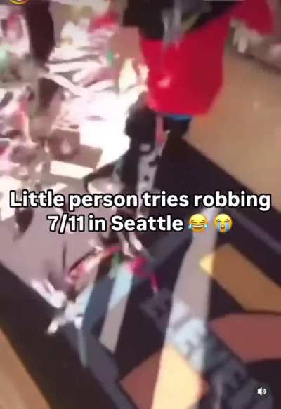 Корнишончик смешно говорит 