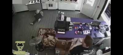 Generous Store Owner Gives Robber the Whole Clip