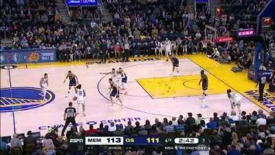 [Highlight] Questionable play by the Grizzlies in crunch time that leads to JJJ fouling out