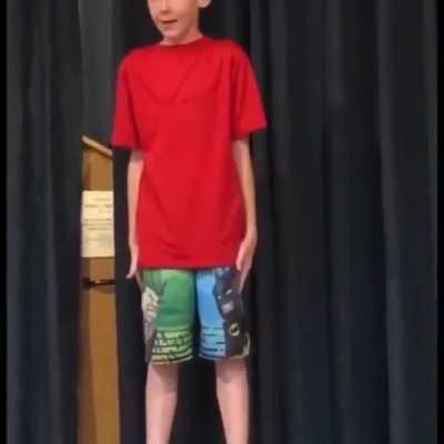 Chad youth performs The Living Tombstone's song about a popular horror game