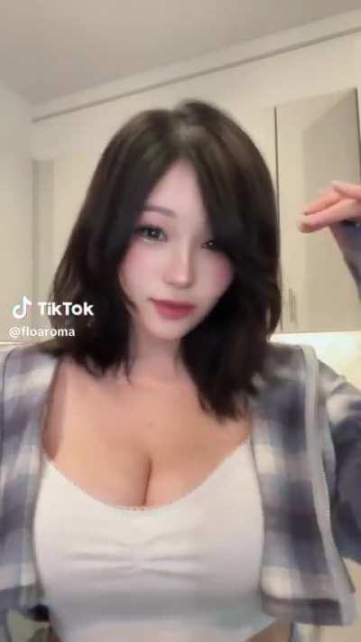 TikTok dance
