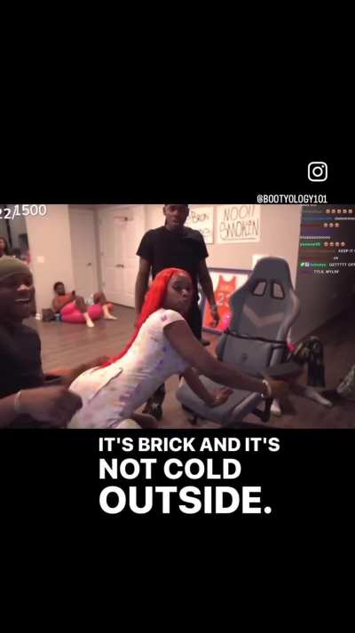 Sexyy red dryhumping streamer tylil 👀  found it on @bootyology1o1 on instagram 