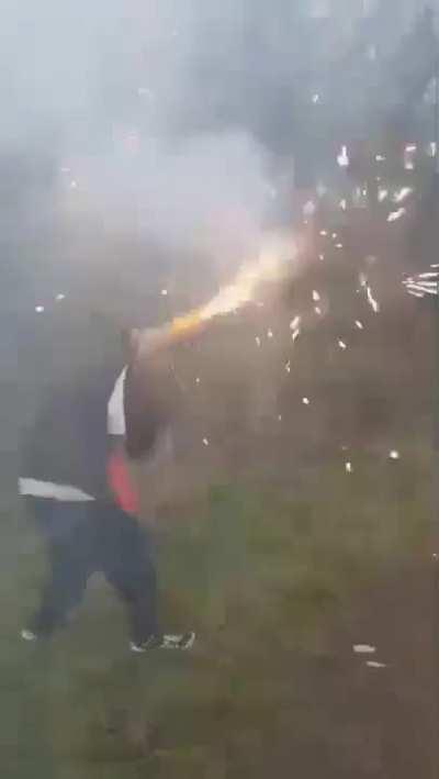 You just wouldn't see a woman doing this...