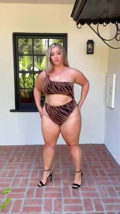 It truly is bikini season!!