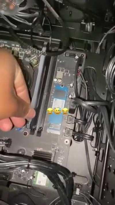 This physically hurt me...[x-post from r/Cringetopia]