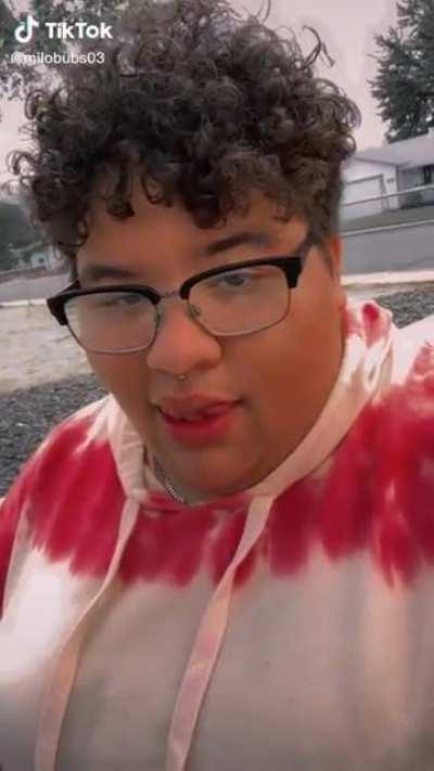 this is unironic and supposed to be sexy and I hate it.